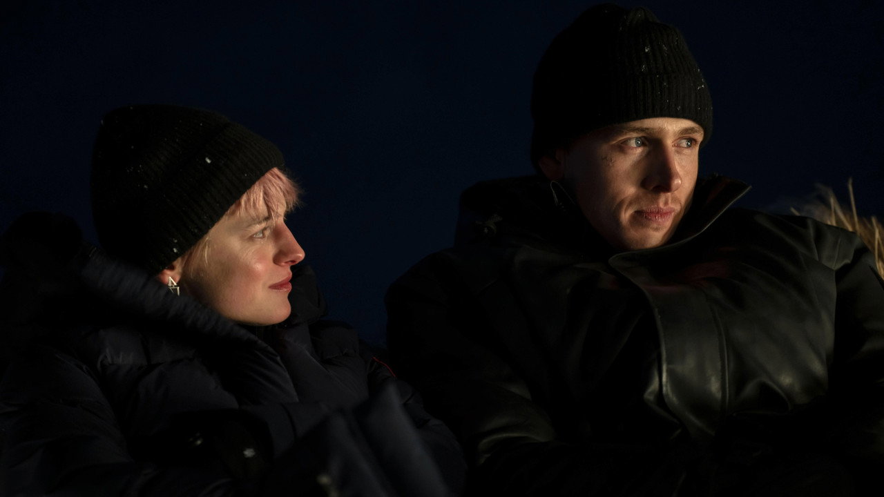 A Murder at the End of the World รูปที่ 1